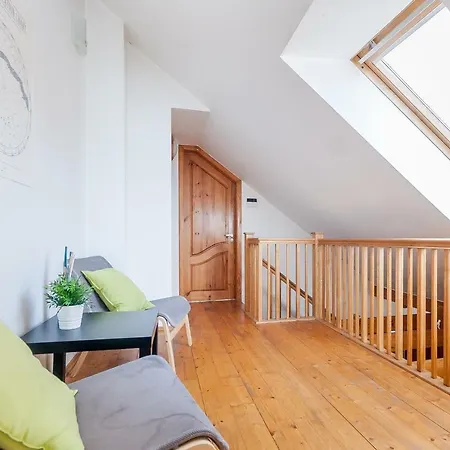 With 3 Bedrooms In Old Town By Urban Rent Butas *